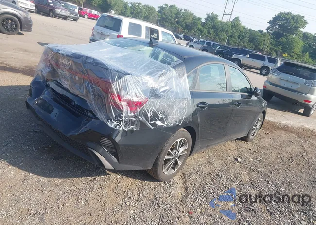 3KPF24AD2RE718232: 42870253