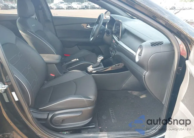 3KPF54AD8PE654413: 42870368