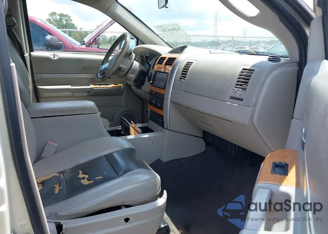 1A8HW58218F157381: 42869386