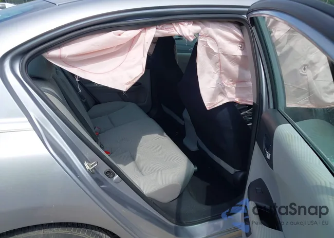 1HGCR2F40GA143495: 42869505