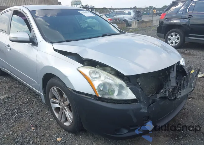 1N4BL2AP8AC190594: 42869625