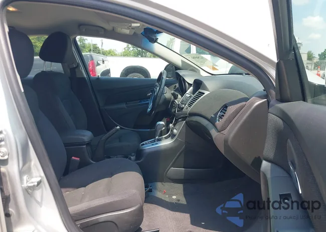 1G1PF5SC4C7314997: 42869667