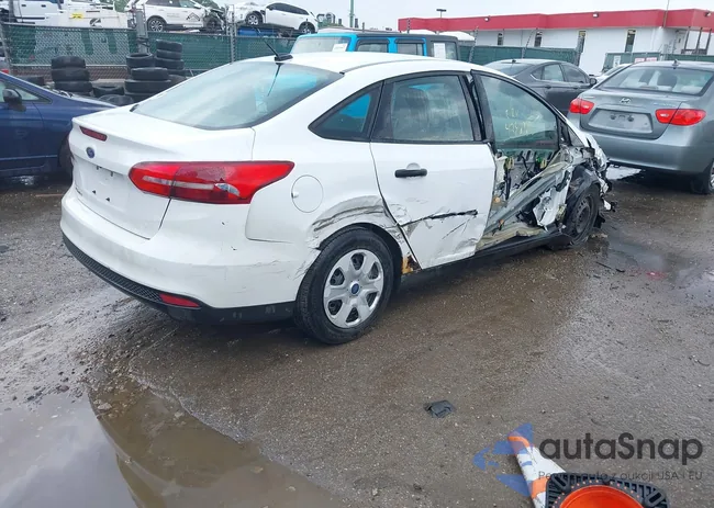 1FADP3E20HL302784: 42869670