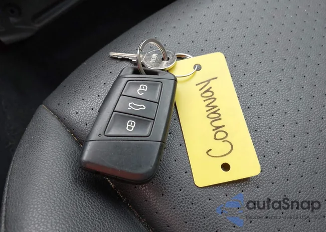 3VWC57BU4KM094095: 42869739