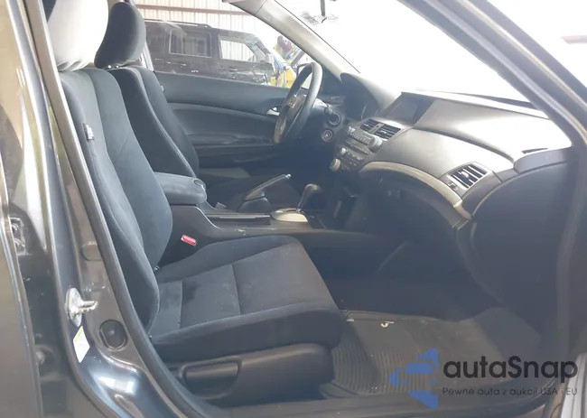 1HGCP2F43BA124891: 42870787