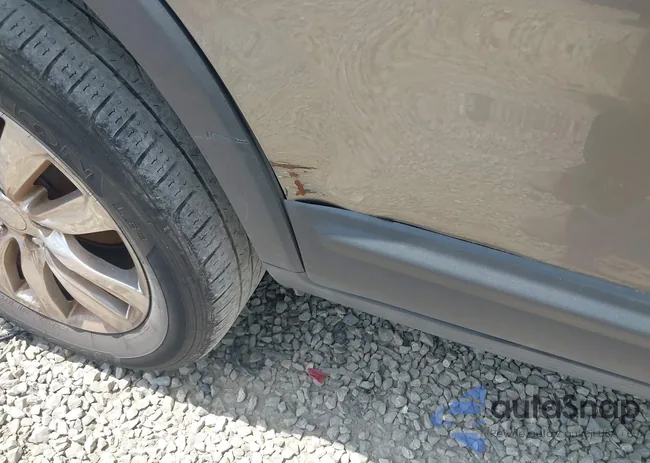 5XYKU4A28BG177185: 42871069