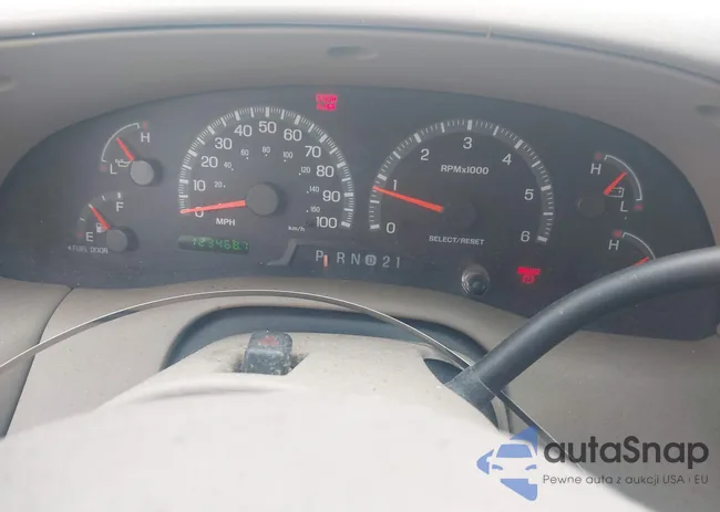 1FTRX18W02KA29930: 42871070