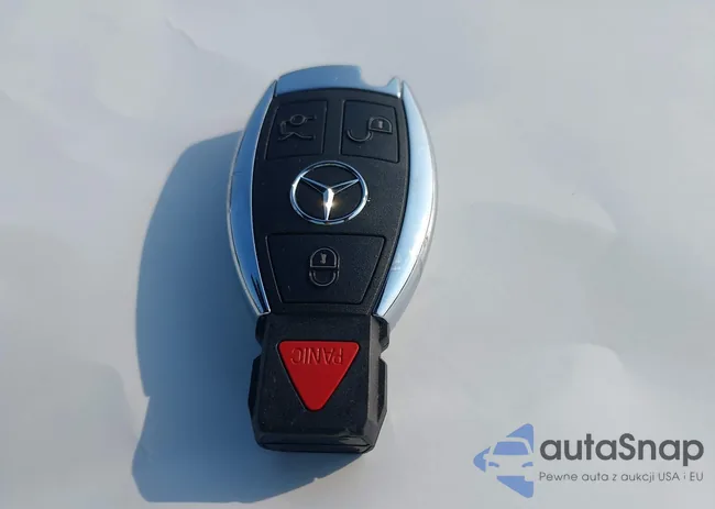 WDBJF83J92X070031: 42871263