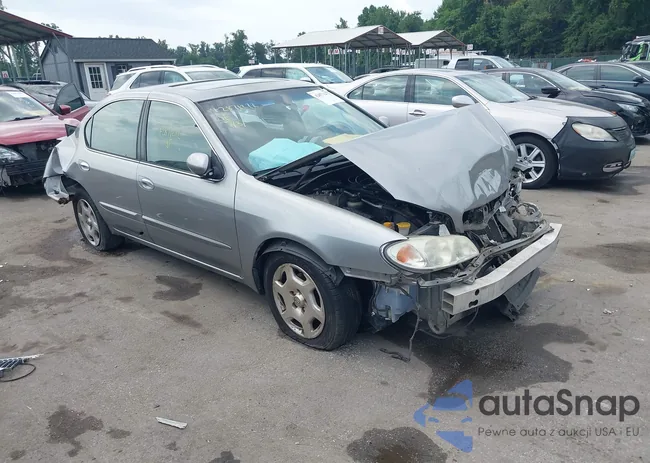 JNKCA31A81T014715: 42871272