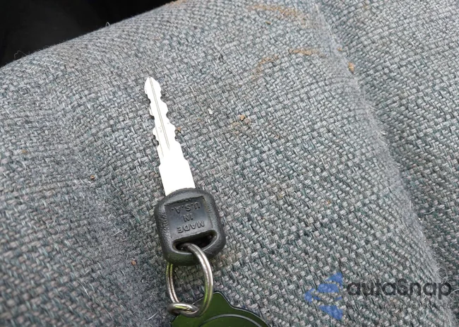 3G2JB124XTS809768: 42871348