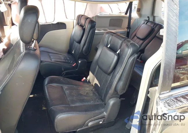 2C4RC1CG6CR314999: 42870563