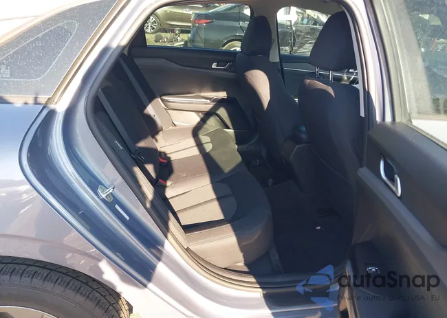 5XXG24J27MG003935: 42870573