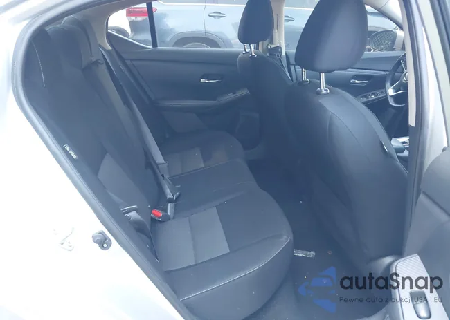 3N1AB8CVXMY272560: 42870652