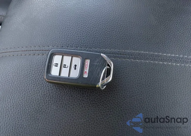 1HGCR2F83EA015302: 42871854