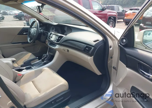 1HGCR2F83DA077930: 42872084