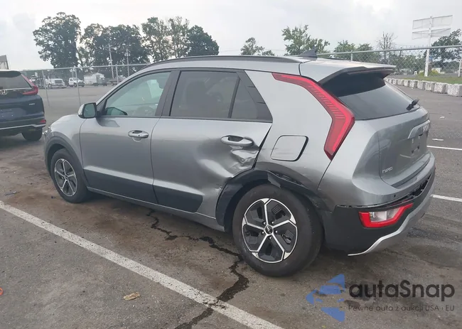 KNDCR3LE0R5169513: 42872135