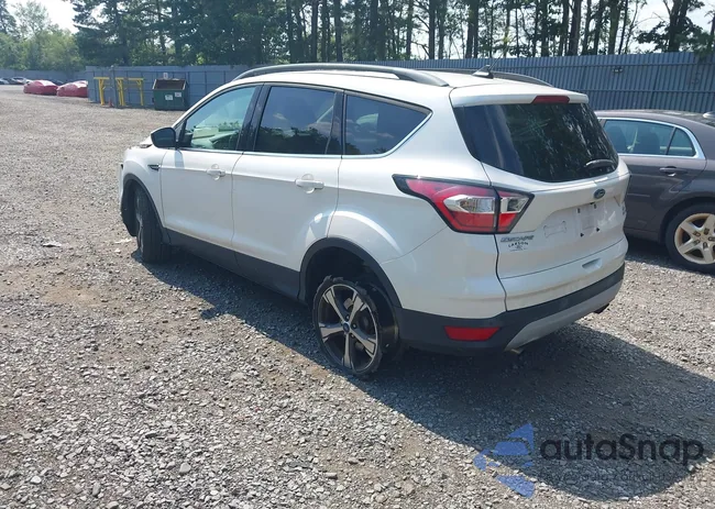 1FMCU9HD9JUB94126: 42872186