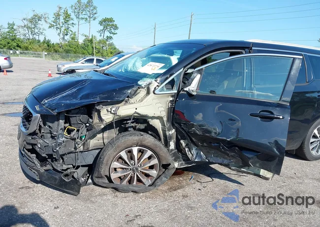 KNDMC5C10F6037839: 42872279