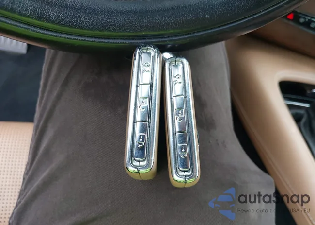 YV4A22PL0G1084512: 42871449