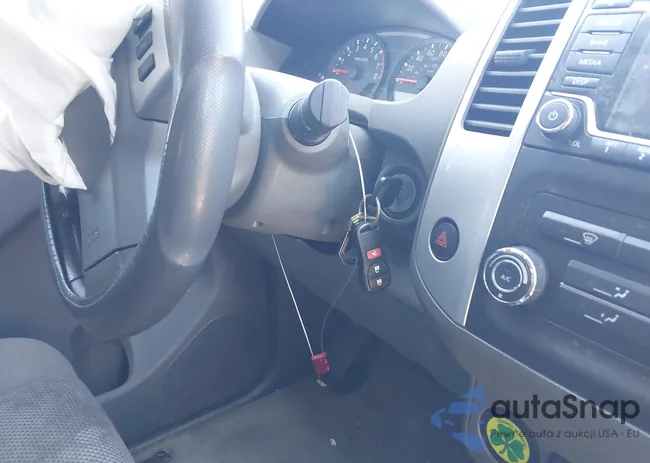 1N6AD0ER0JN735871: 42871663