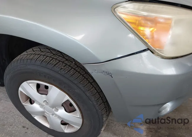 JTMZD33V285083949: 42872812