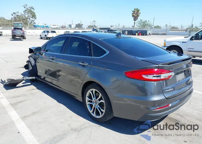 3FA6P0RU6KR239993: 42872815