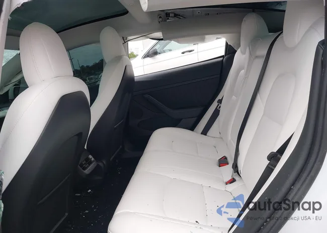 5YJ3E1EA5PF395522: 42872901