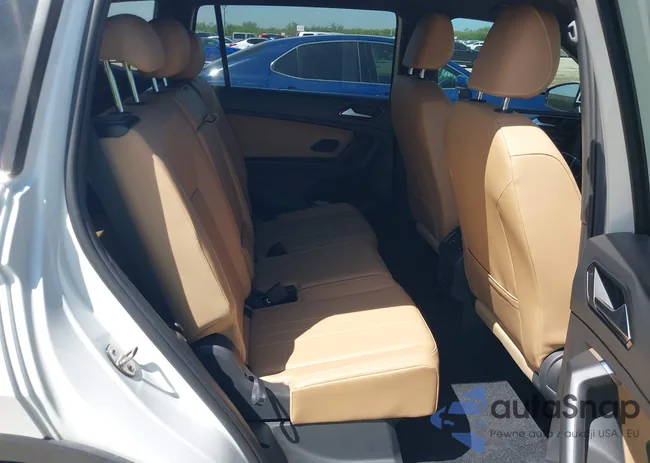 3VV3B7AX2PM036888: 42873065