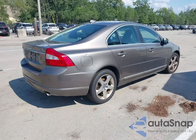 YV1AH992481072079: 42873096