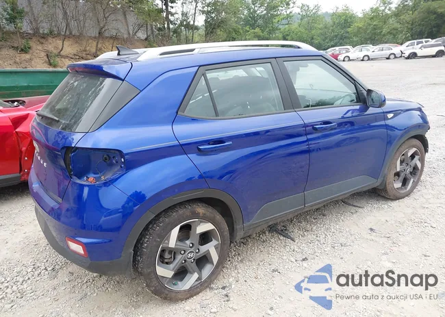 KMHRC8A3XNU143507: 42872479