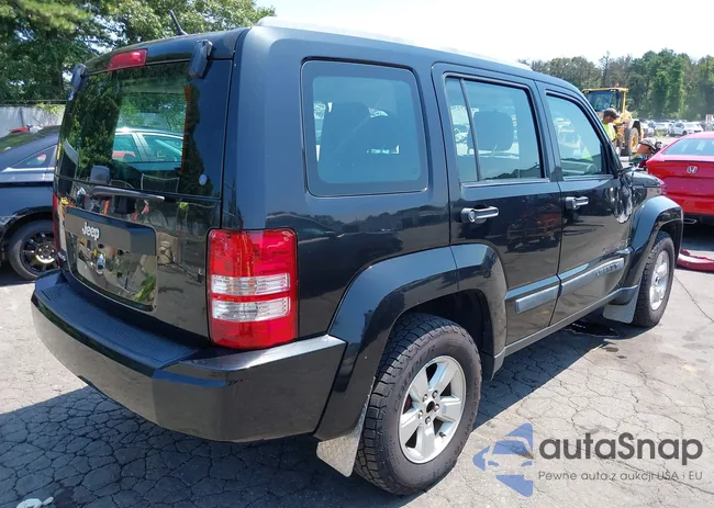 1C4PJMAK5CW155745: 42872507