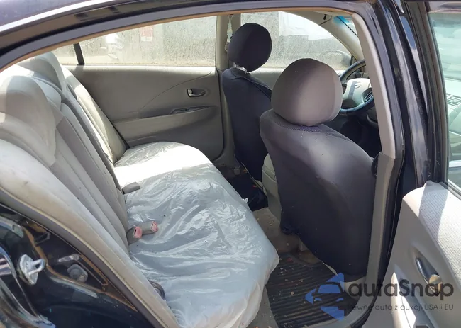 1N4AL11D63C329569: 42872576