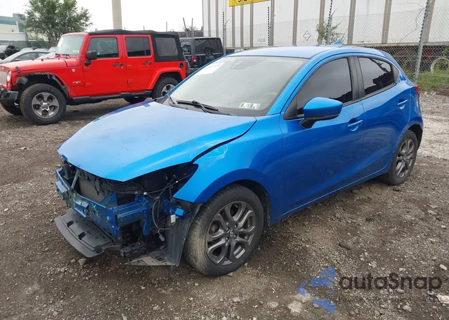 3MYDLBJV1LY711474: 42872579