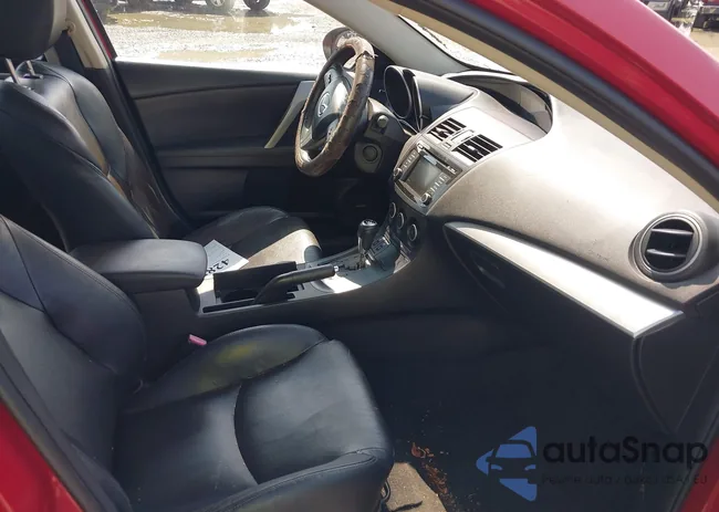 JM1BL1W74D1740063: 42873909