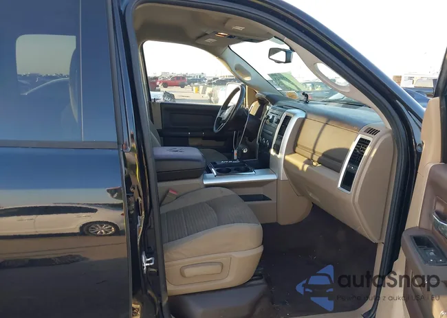 1C6RD6LT8CS323880: 42873448