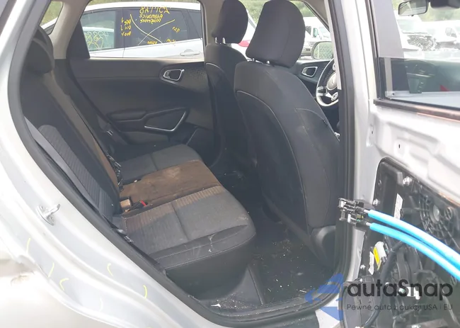 KNDJ23AU5M7736656: 42873508