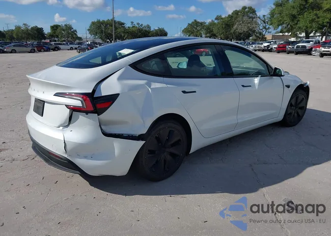 5YJ3E1EA1RF755761: 42873524