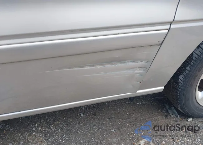 2FMZA52206BA28867: 42873627