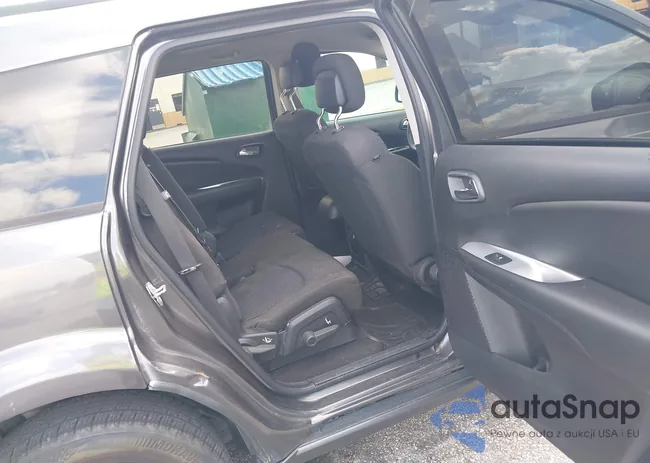 3C4PDCABXJT183528: 42873748