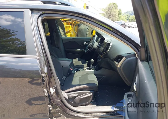 1C4PJMCB0FW764890: 42874904