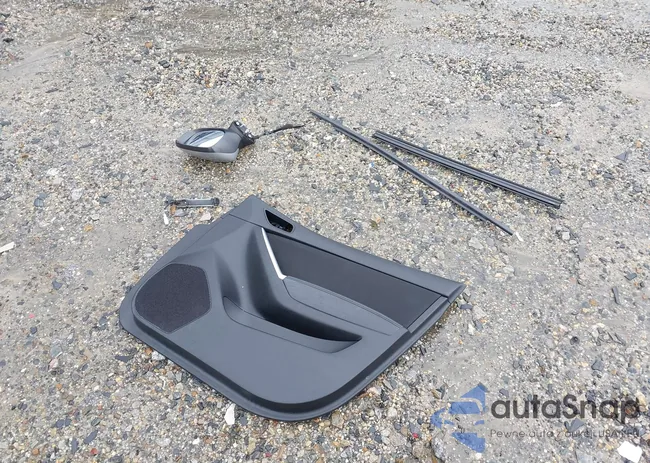 JM3KE2CY2G0636928: 42875104