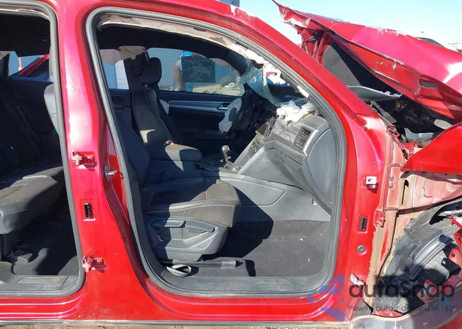 1V2YC2CAXLC204798: 42874603