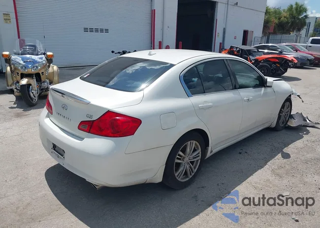 JN1DV6AP4CM811110: 42874673