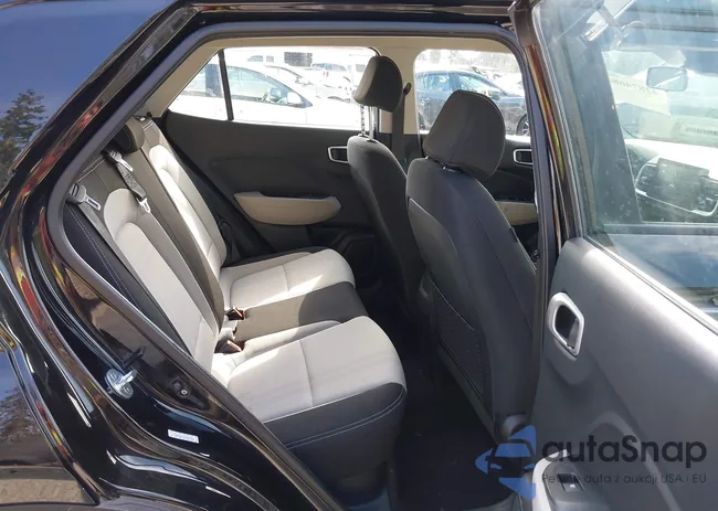 KMHRC8A34MU073047: 42874684