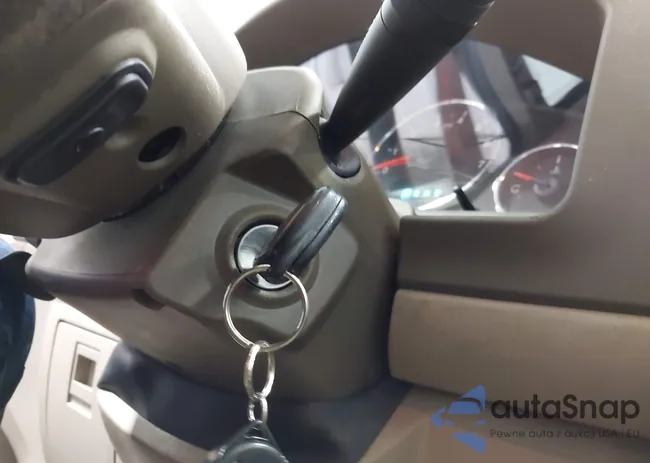 1C4PJMAK0CW186529: 42875891