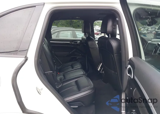 WP1AA2A27JKA02734: 42875903