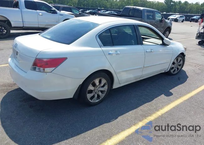 1HGCP26459A149382: 42876060