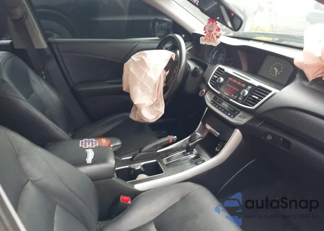 1HGCR3F83FA003383: 42876084