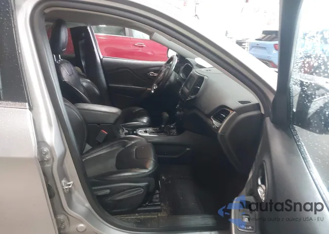 1C4PJMLB4KD261708: 42876085