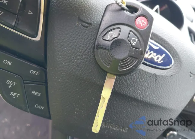 1FMCU0F71JUA17739: 42876217